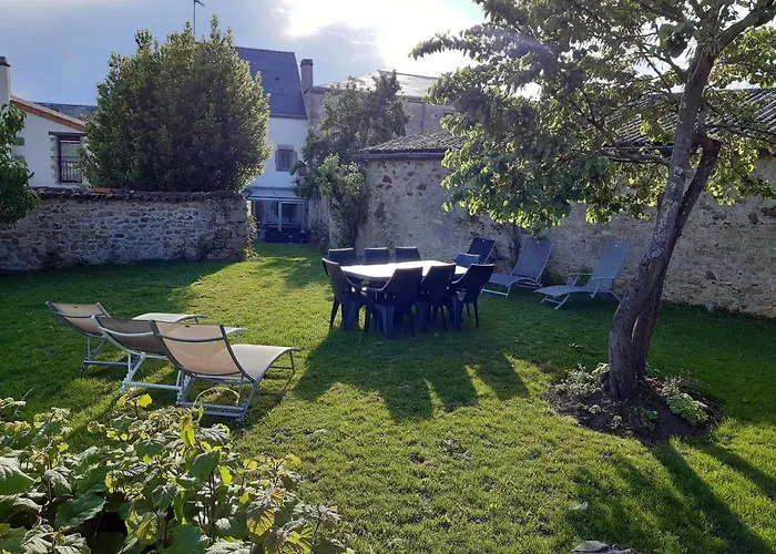 Gite Izalin Avec Spa A 20 Min Du Puy Du Fou