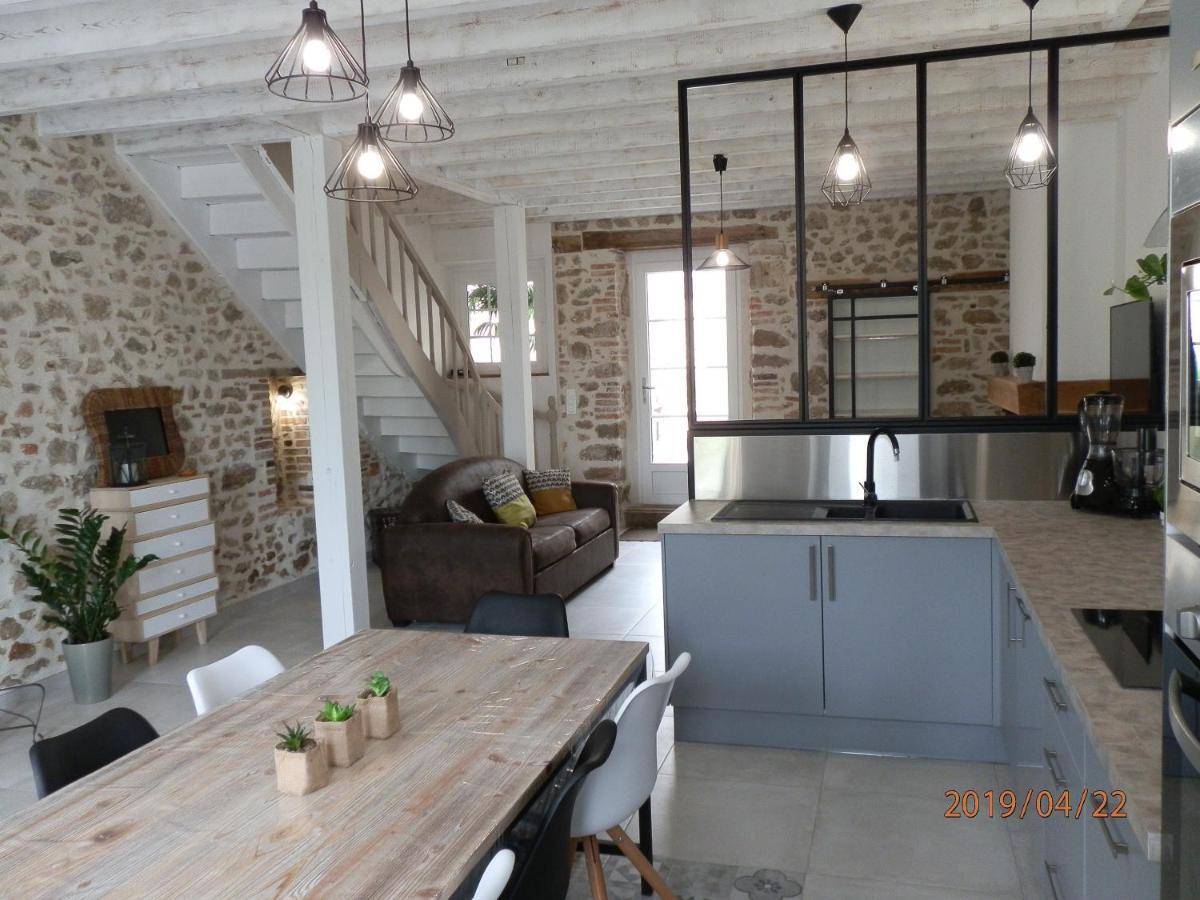 Izalin Avec A 20 Min Du Puy Du Fou Holiday home *