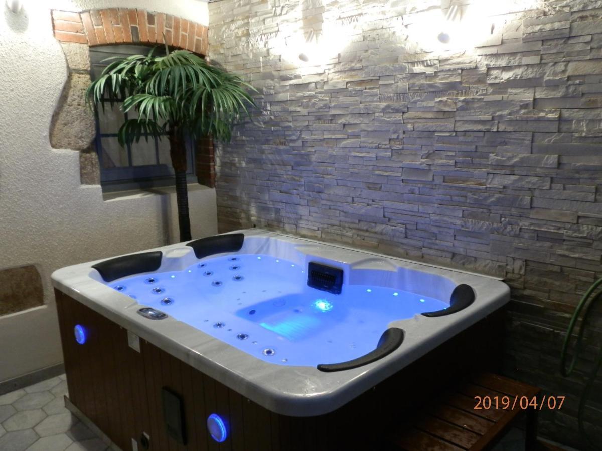 Izalin Avec A 20 Min Du Puy Du Fou Holiday home *